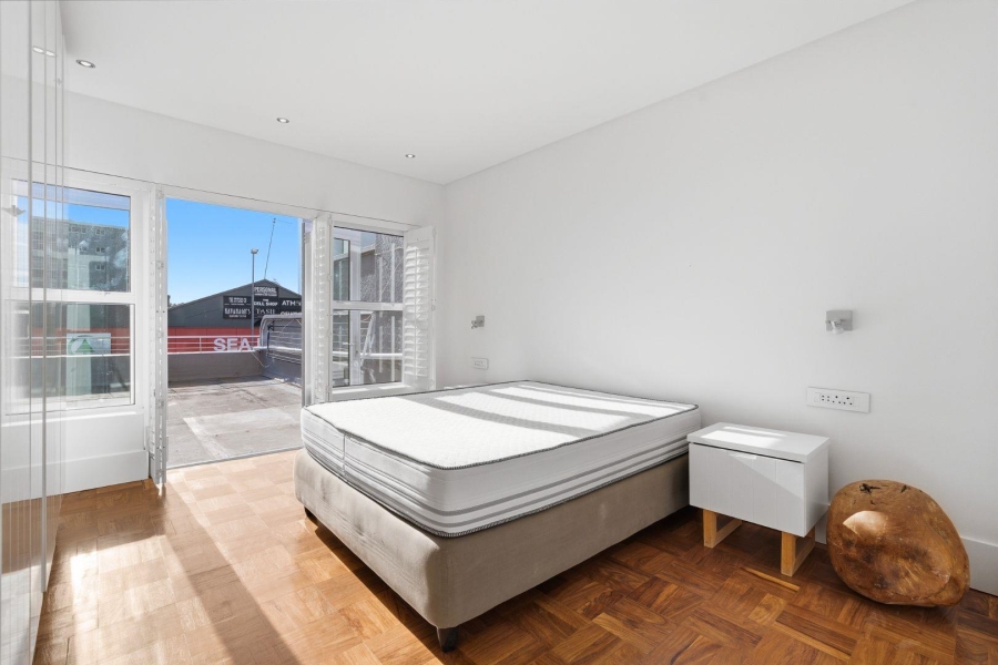 To Let 2 Bedroom Property for Rent in Sea Point Western Cape